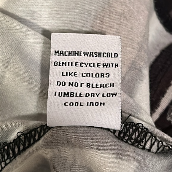 Liv By Habitat Easy Tee Neutral Size Large NWT - Picture 5 of 5